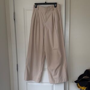 Banana Republic Women’s Soft Khaki Dress Pants